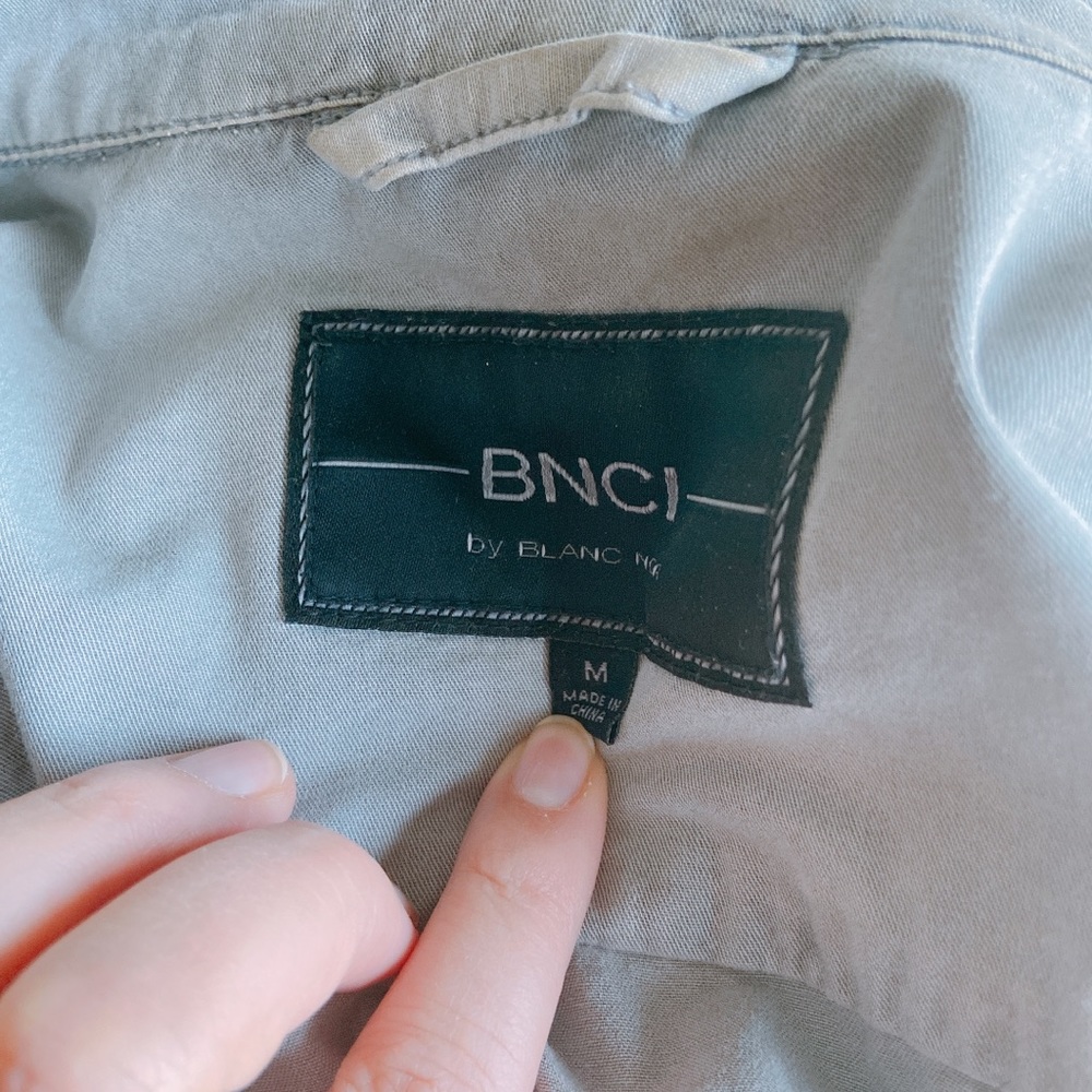 Jacket - Picture 2 of 3
